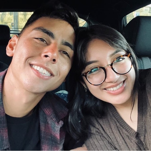 Meet your Posher, Aracely - Picture 1 of 1